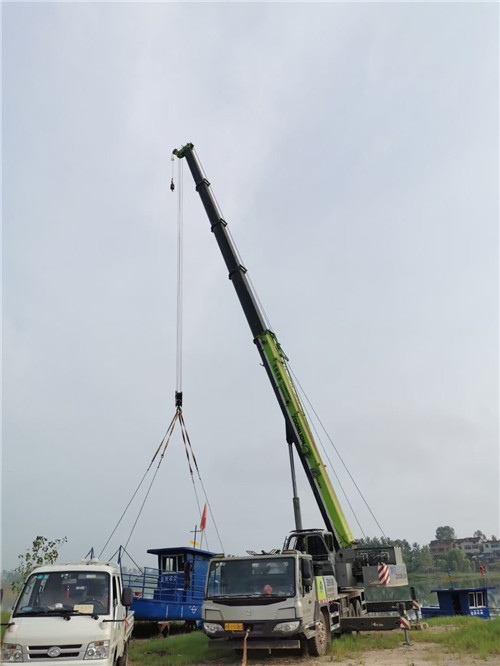 南雄市桥梁建设吊装案例